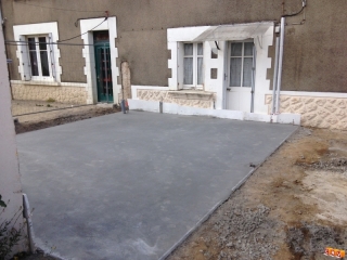 Construction d'une dalle en béton décoratif pour extension à Sainte-Pazanne (44)