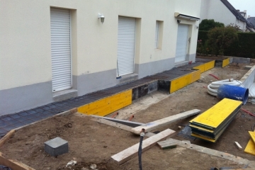 Aménagement extérieur particulier, construction d'une terrasse et plage de piscine à Nantes (44)