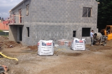 Construction de logements sociaux par La Nantaise d'Habitation (LNH) à Saint-Léger-les-Vignes (44)