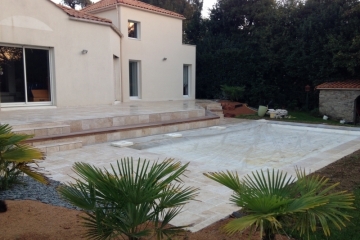 Pose de travertin pour terrasse extérieure à Vertou (44)